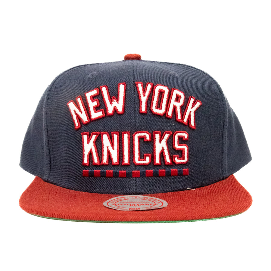 Mitchell & Ness New York Knicks 2Tone Snapback - Navy/Maroon