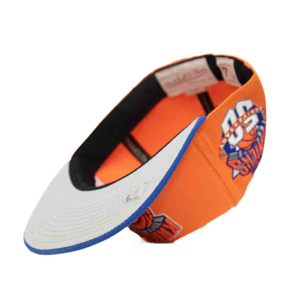 Mitchell & Ness Fitted Cap: New York Knicks [Team Side HWC]