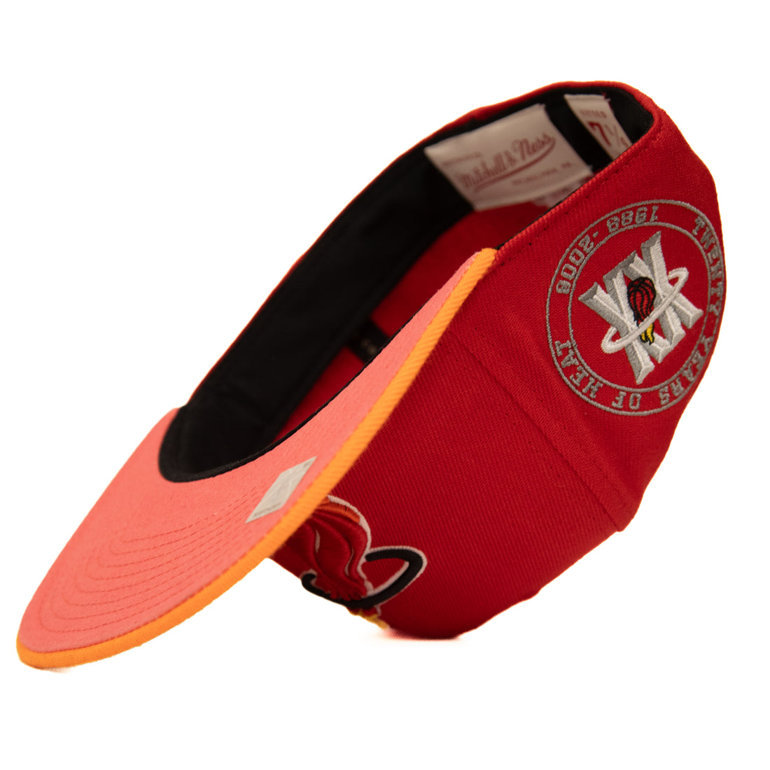 Mitchell & Ness Fitted Cap: HWC Miami Heat [Team Side HWC]