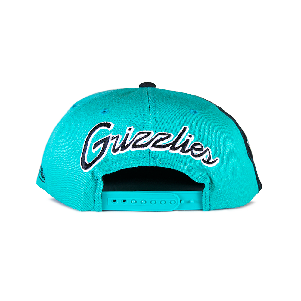 Mitchell & Ness 2Tone "VG" Vancouver Grizzlies Snapback - Mint/ Black One Panel