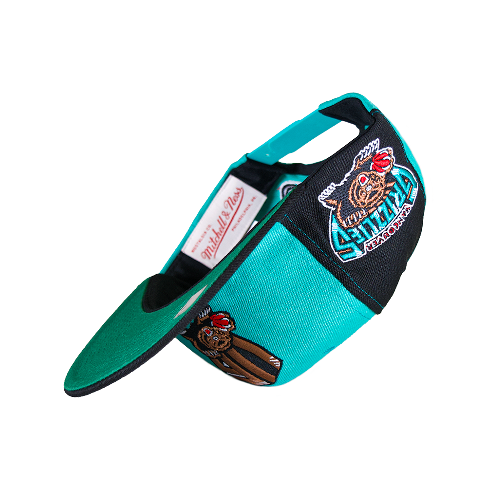 Mitchell & Ness 2Tone "VG" Vancouver Grizzlies Snapback - Mint/ Black One Panel