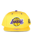Mitchell & Ness Los Angeles Lakers 2001 Champs Snapback - Yellow