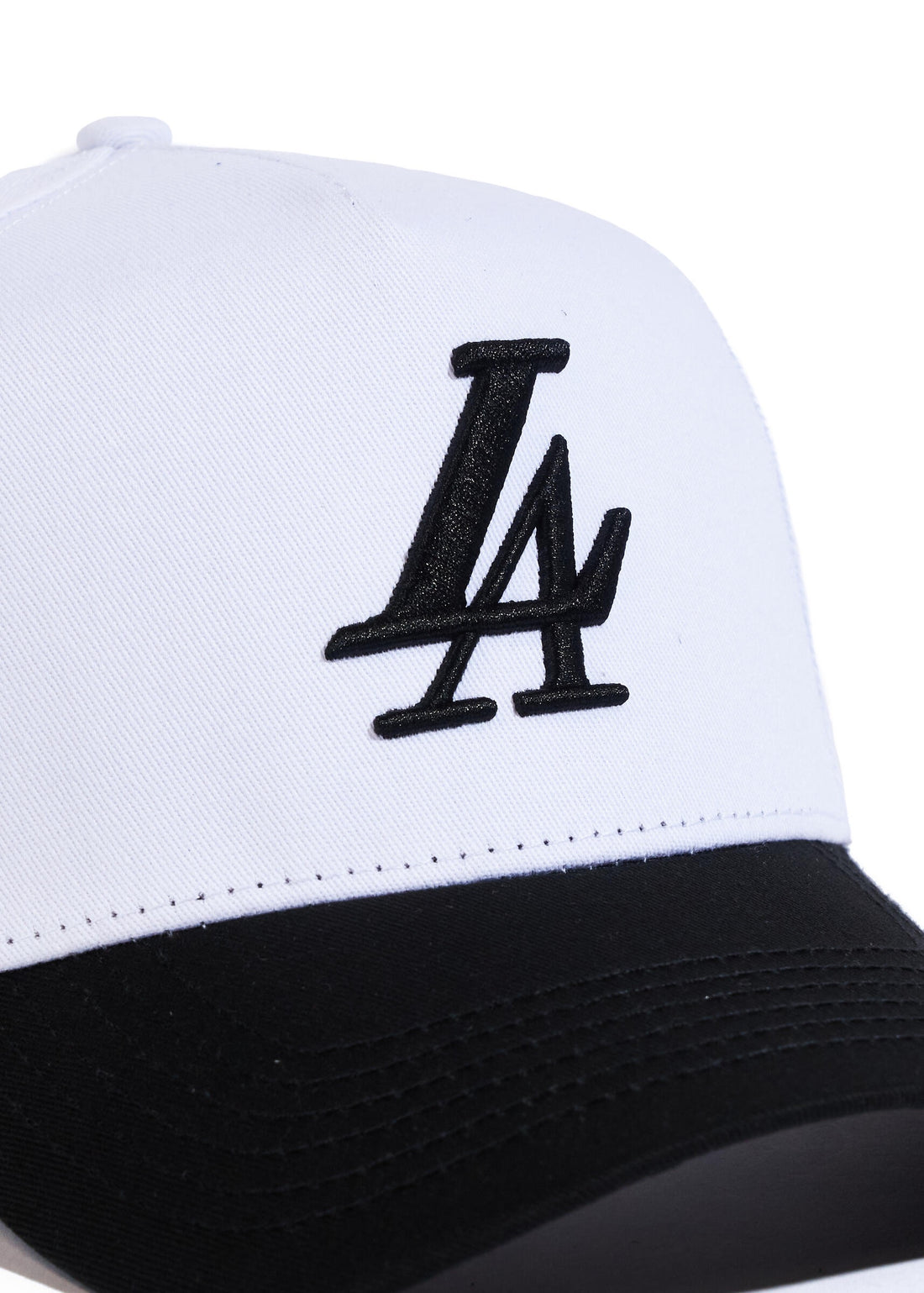 Reference x Capanova LA Paradise Snapback - White/Black