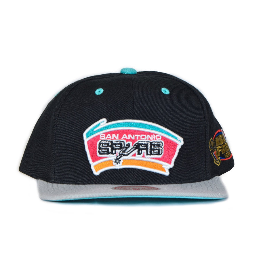 Mitchell & Ness 2Tone San Antonio Spurs Snapback - Black/Grey/Mint