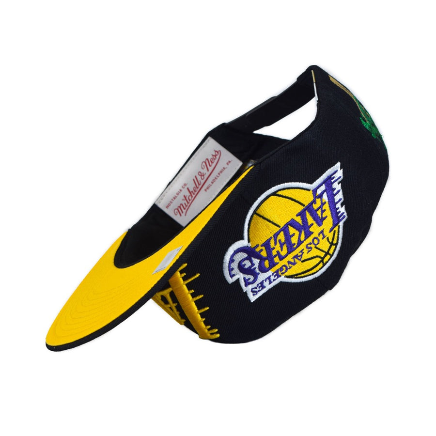 Mitchell & Ness Los Angeles Lakers Champ Patch Snapback - Black/Yellow