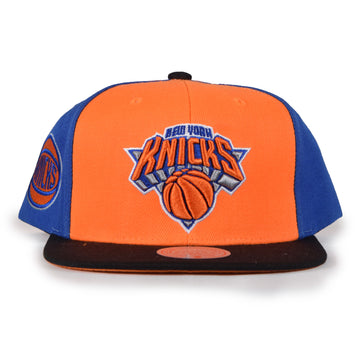 Mitchell & Ness New York Knicks Snapback - Orange/Black/Blue Two Panel