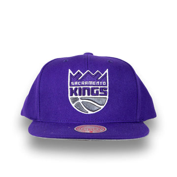 Mitchell & Ness Basic Sacramento Kings Snapback - Purple