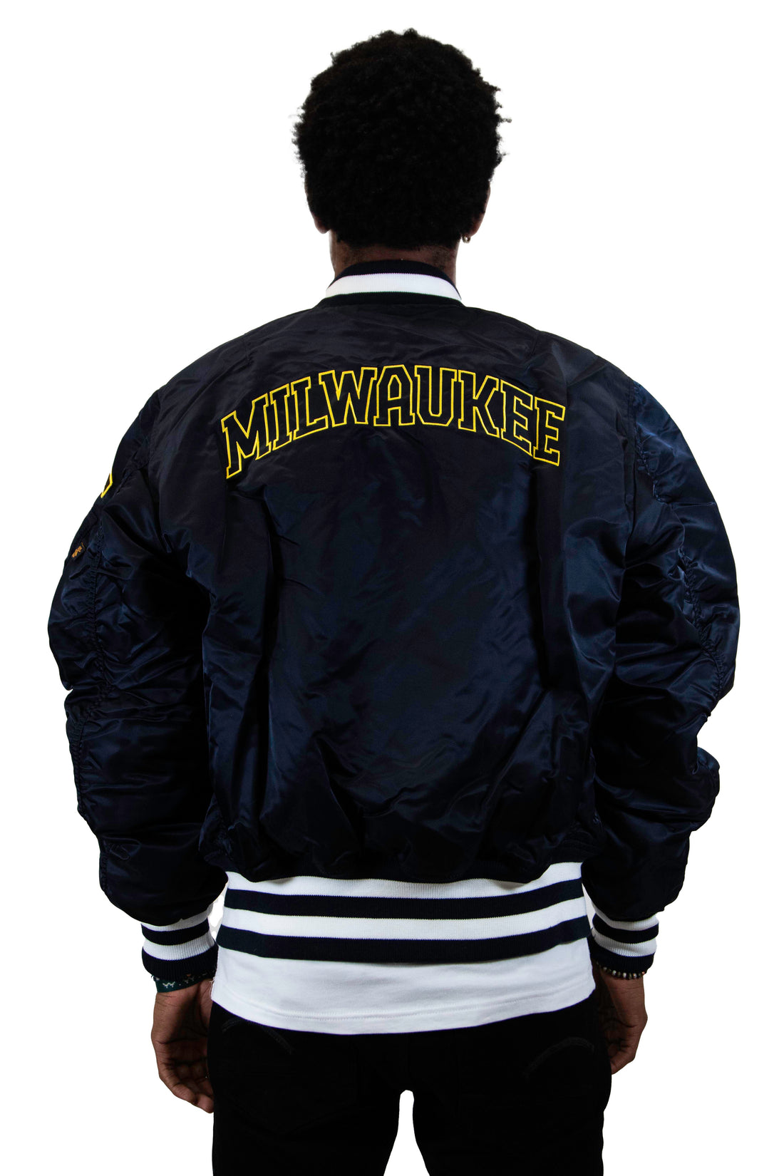 New Era: Alpha Industries New Era MA-1 Bomber Jacket Milwaukee Brewers - Navy