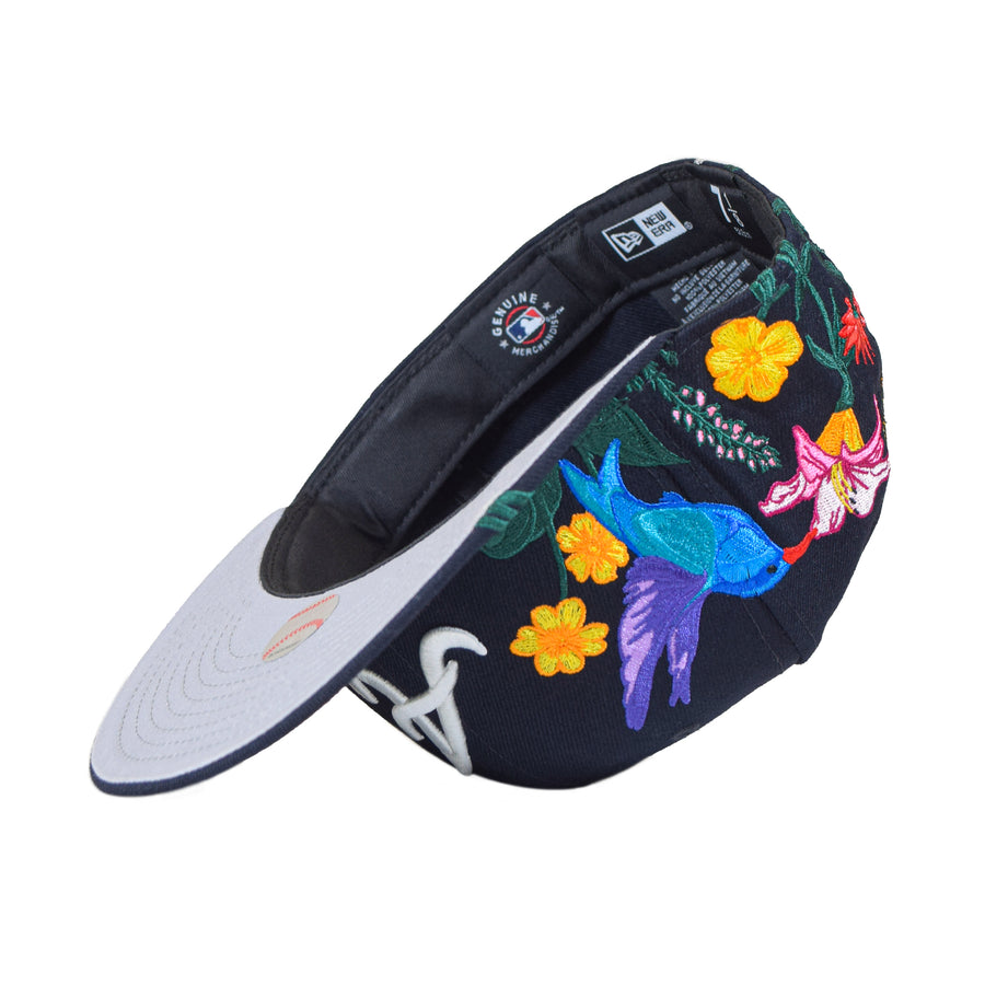 New Era Atlanta Braves "Blooming" 59Fifty Fitted - Navy